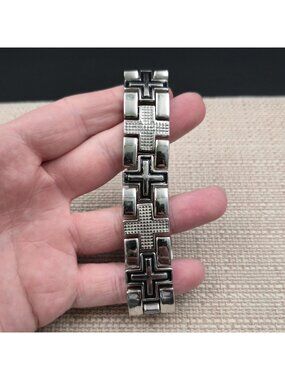 8.5 Inch Stainless Steel Religious Cross Heavy Metal Bracelet B1169